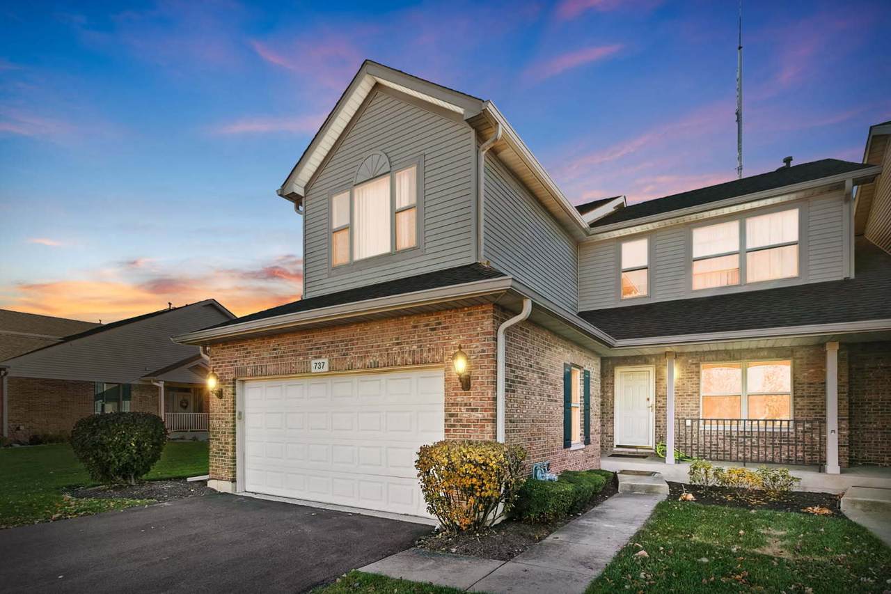 737 St Johns Place - Photo 1