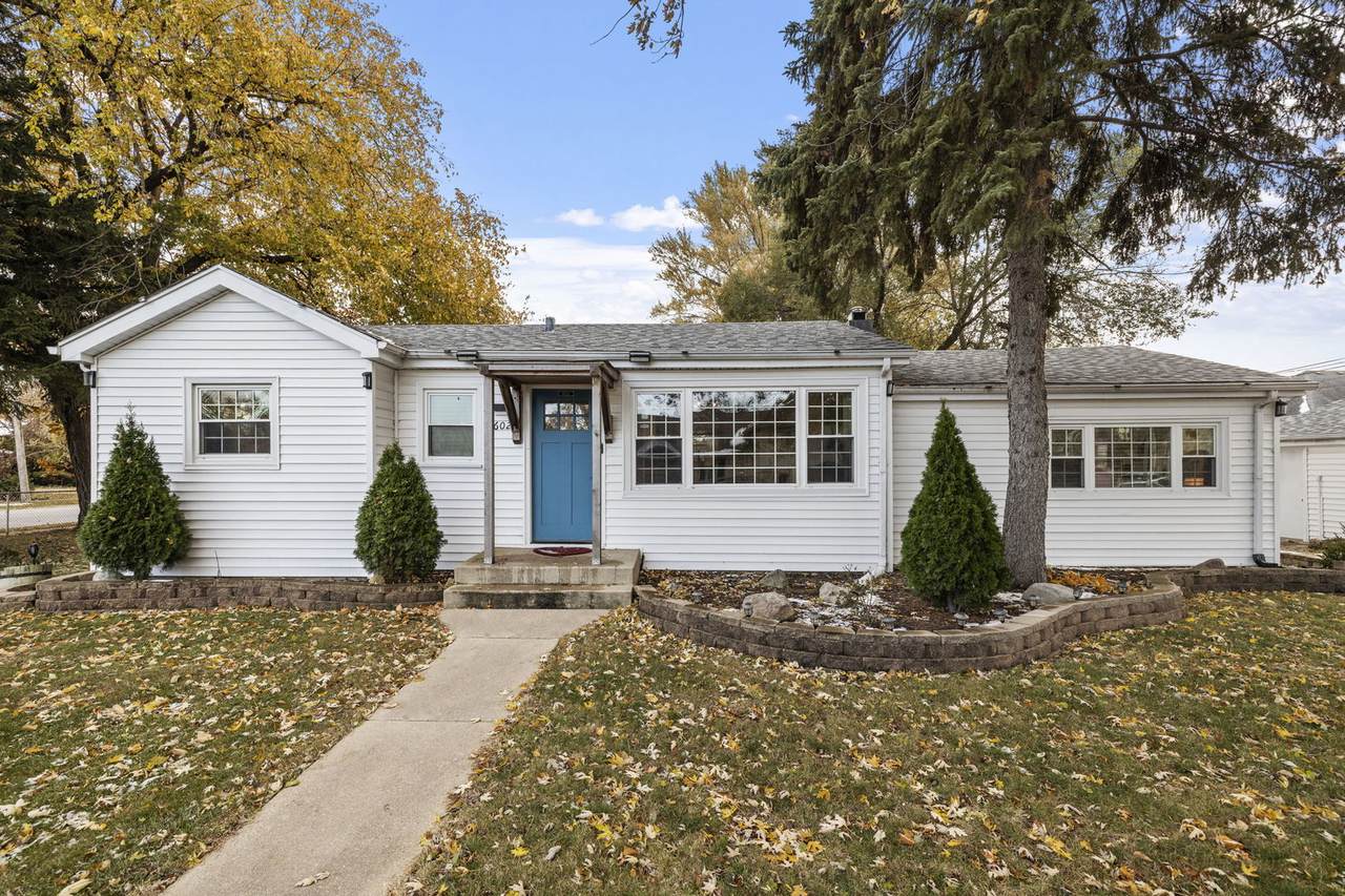 8602 Oak Park Avenue - Photo 1