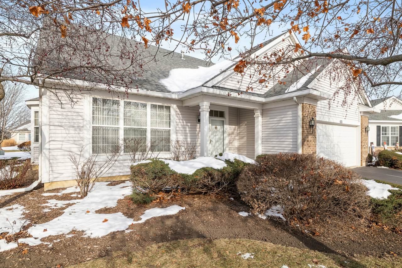 631 Saugatuk Circle - Photo 1
