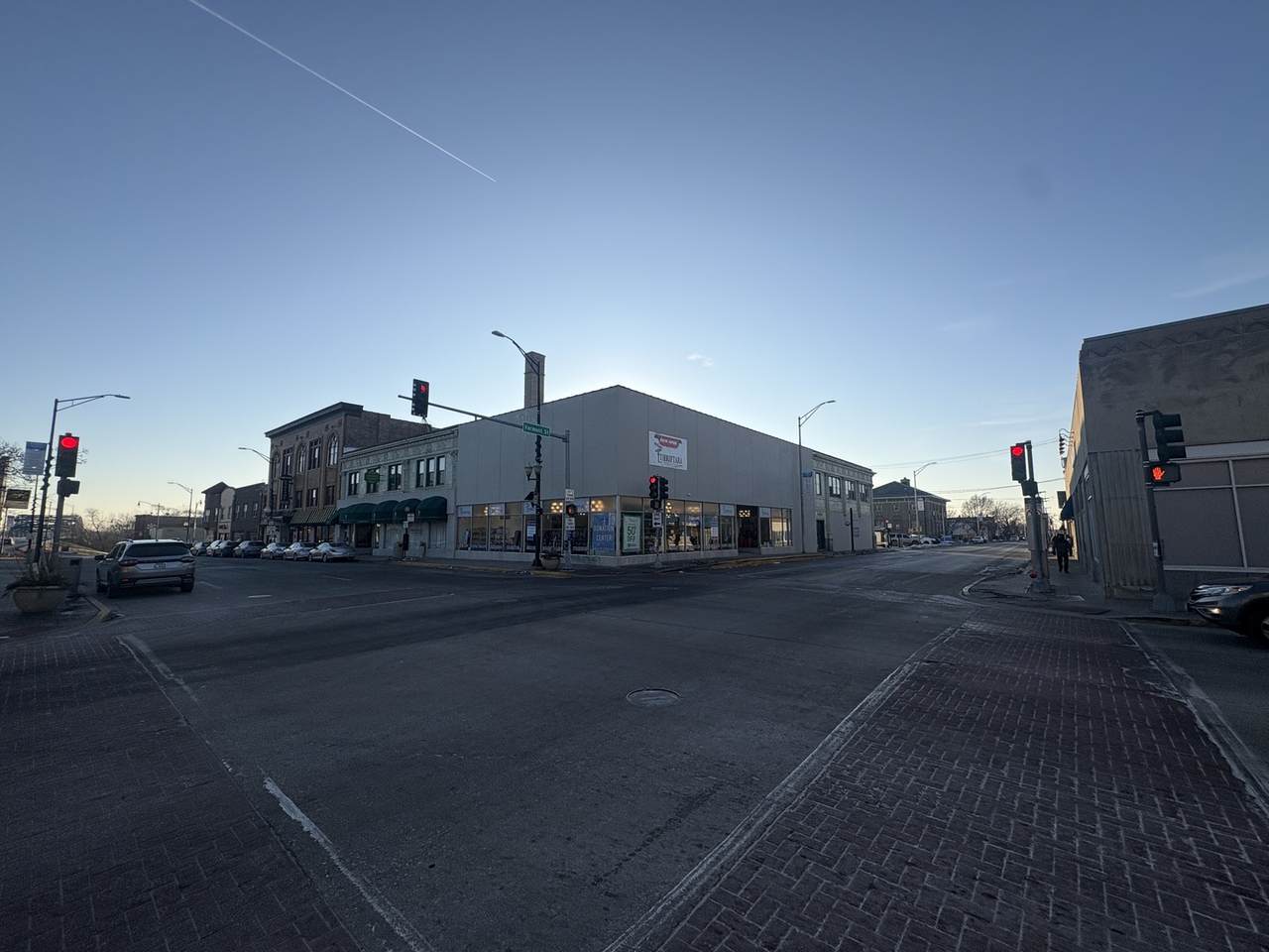 13102 Western Avenue - Photo 1