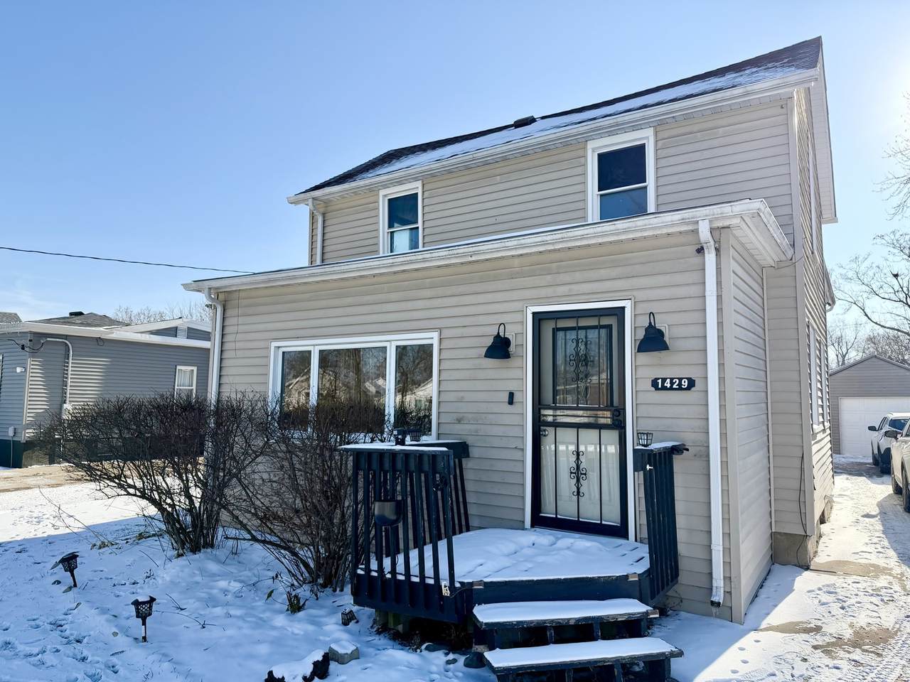 1429 Phelps Street - Photo 1