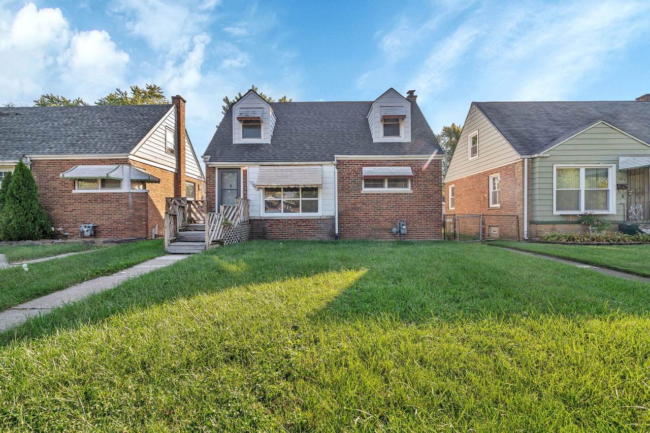 1481 Lincoln Avenue - Photo 1