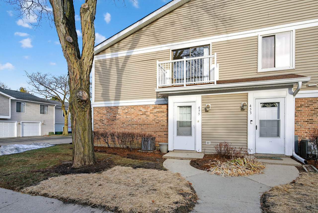 455 Kennedy Place - Photo 1