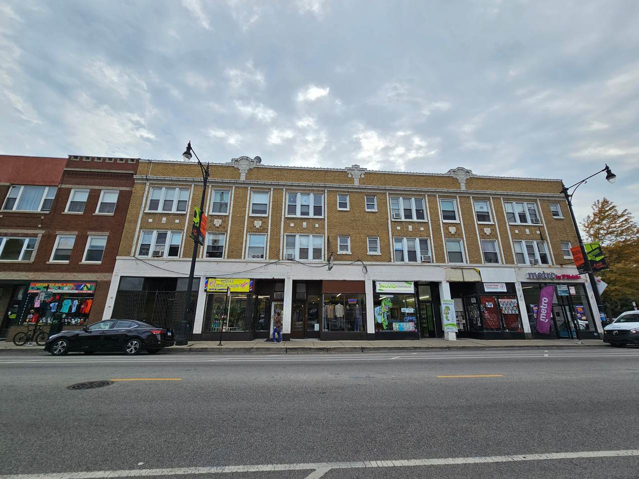 3617 Lawrence Avenue - Photo 1