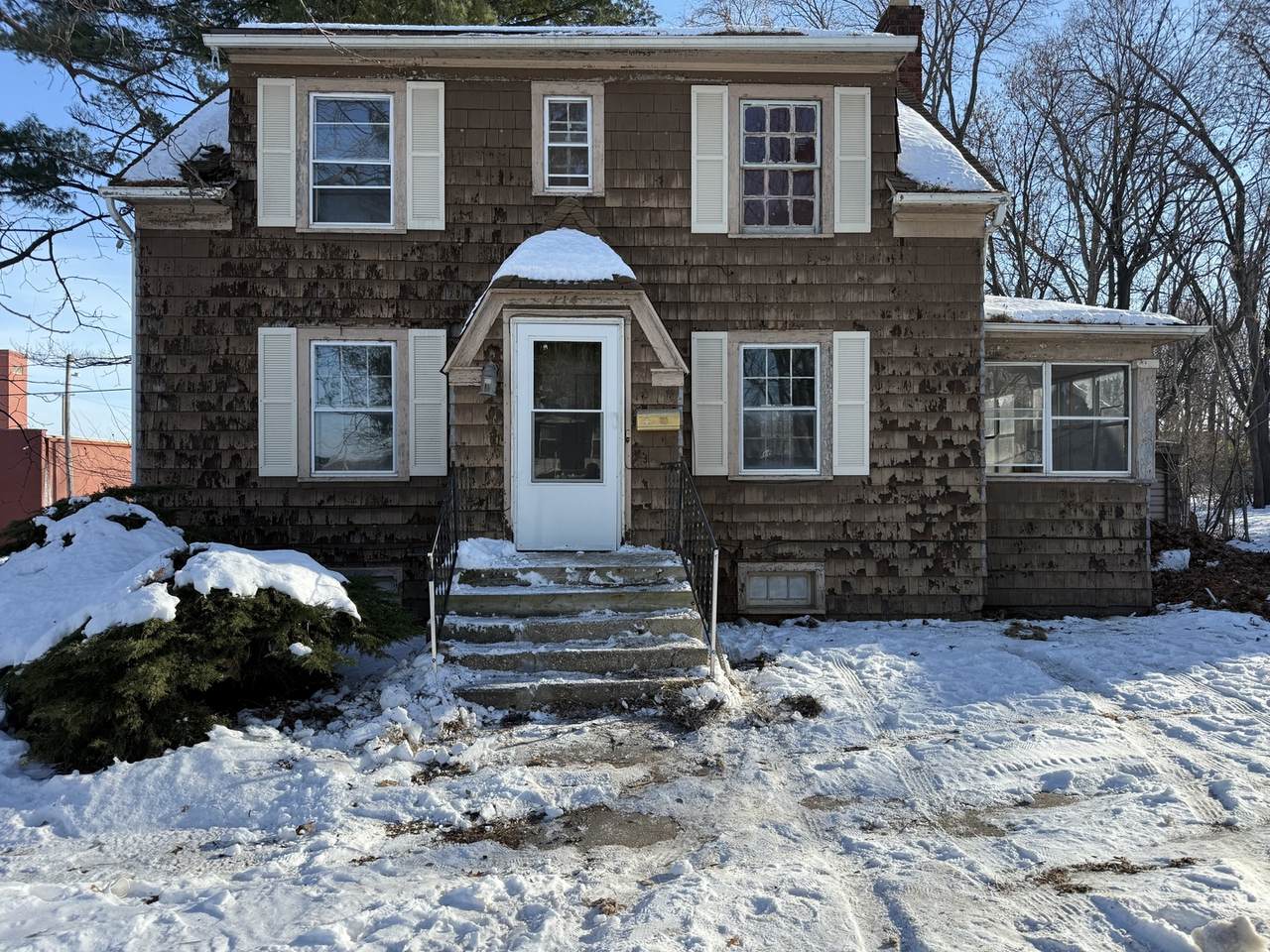 114 Ashley Avenue - Photo 1