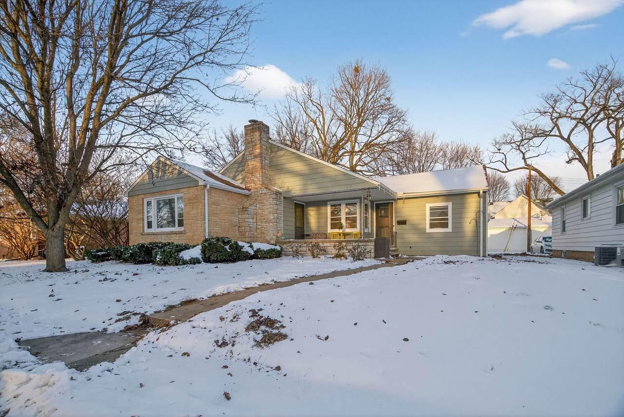 152 Riverview Drive - Photo 1