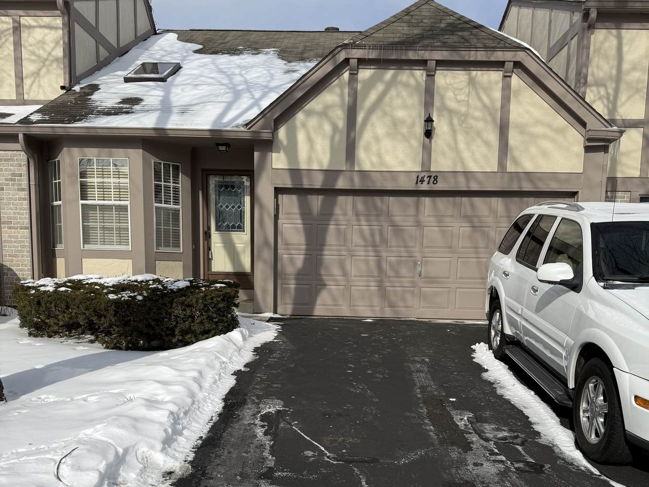 1478 Sapphire Drive - Photo 1