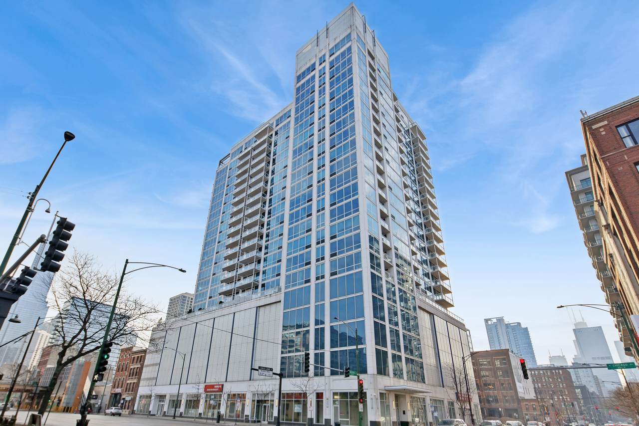 757 Orleans Street - Photo 1