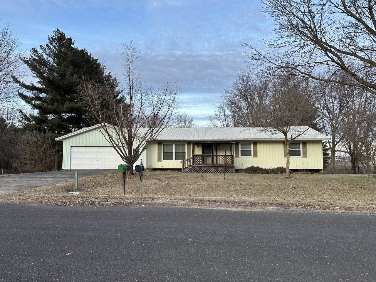 7820 Kelly Court - Photo 1
