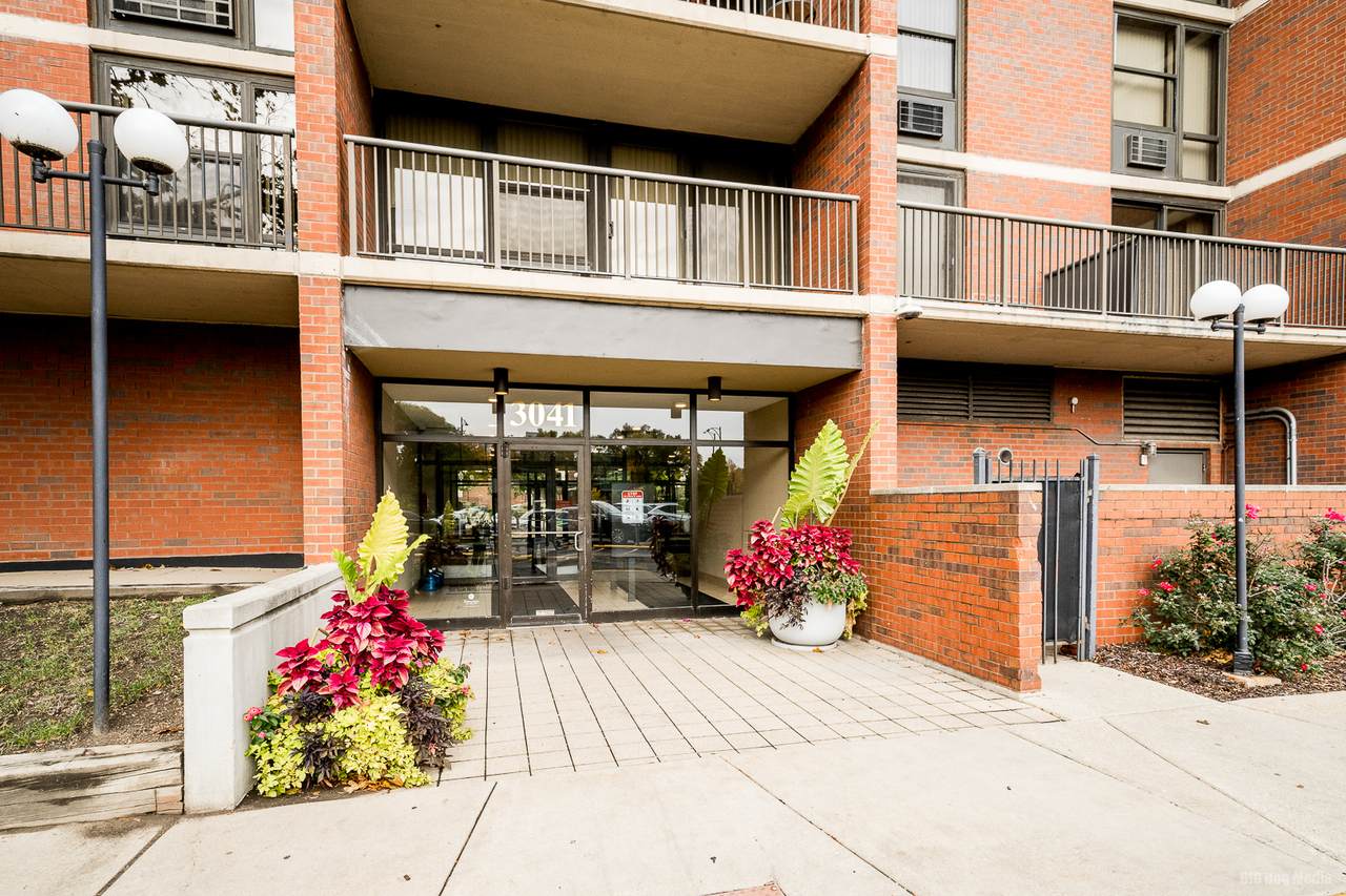 3041 Michigan Avenue - Photo 1