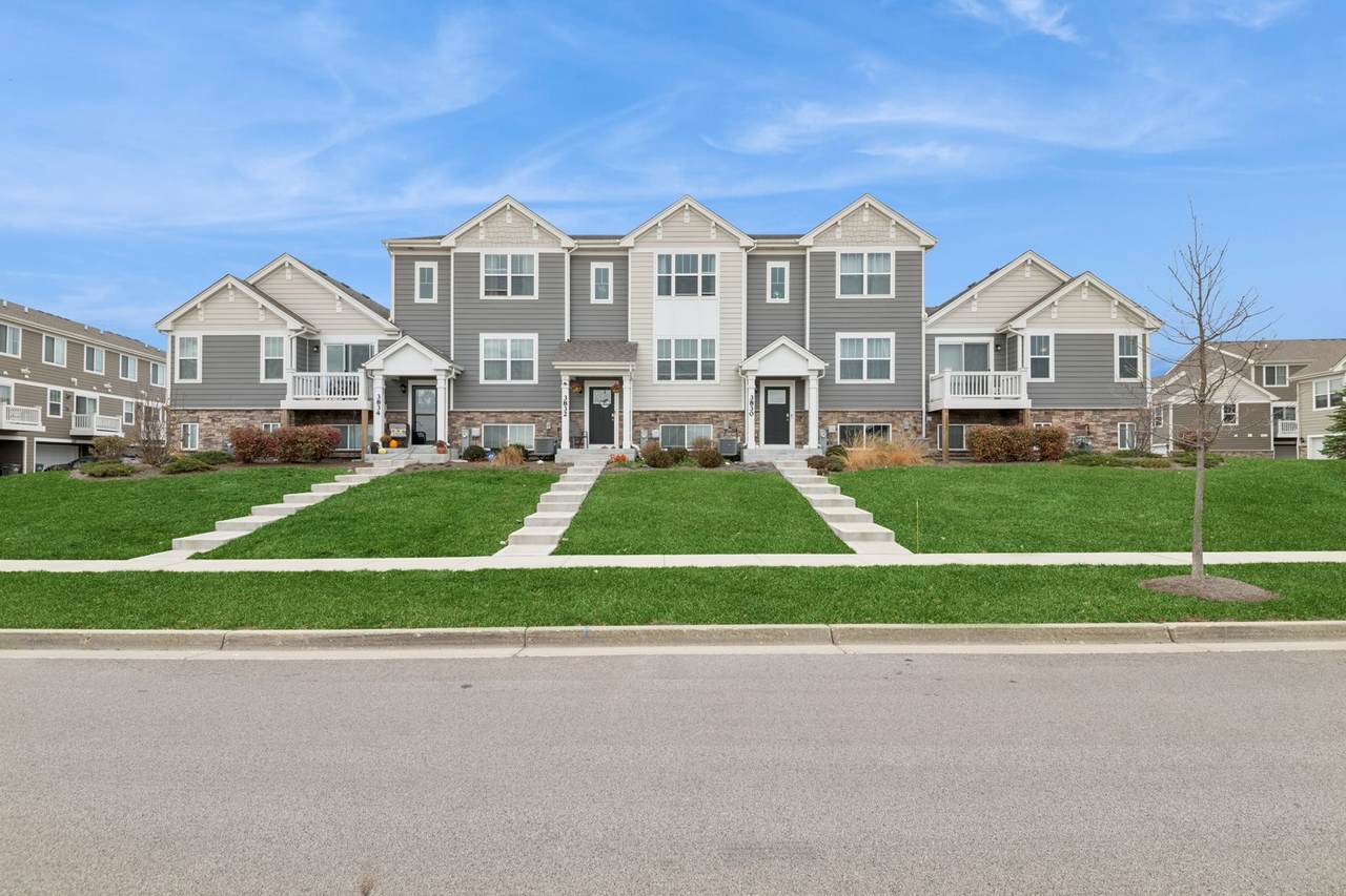 3828 Gansett Parkway - Photo 1