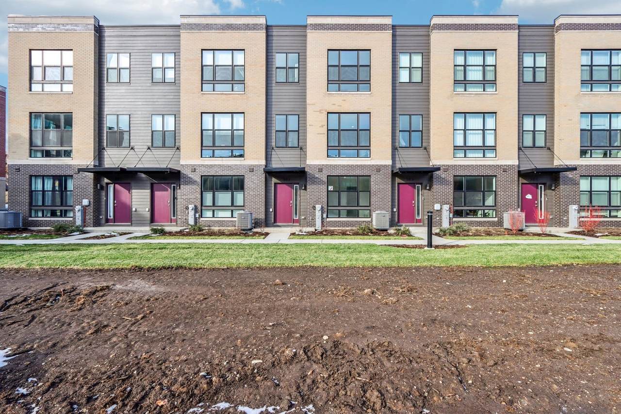 361 Summit Circle - Photo 1