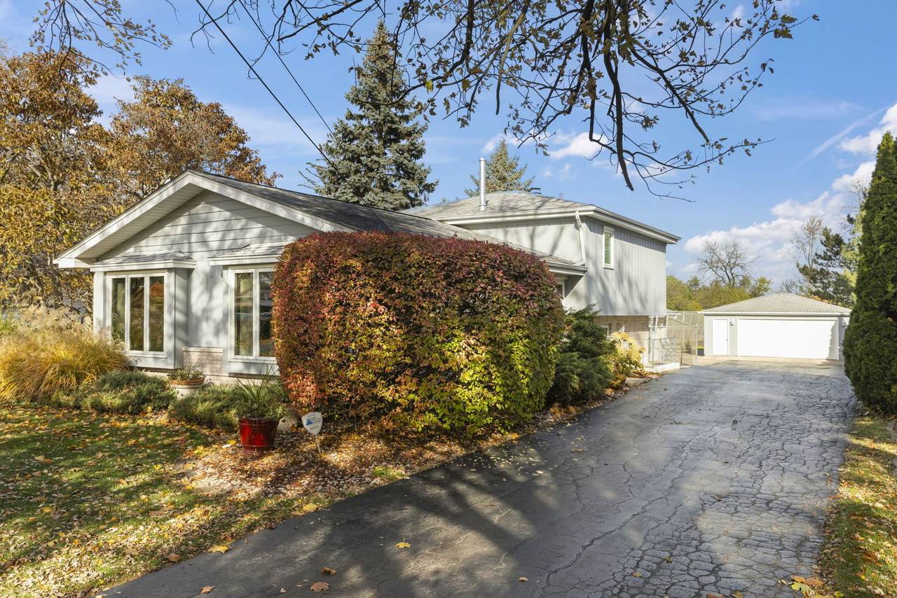 3068 Hickory Road - Photo 1