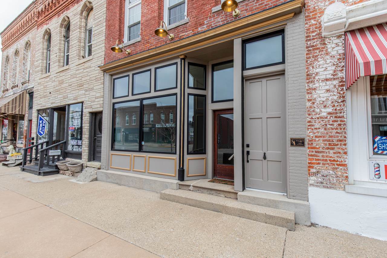 923 Main Street - Photo 1