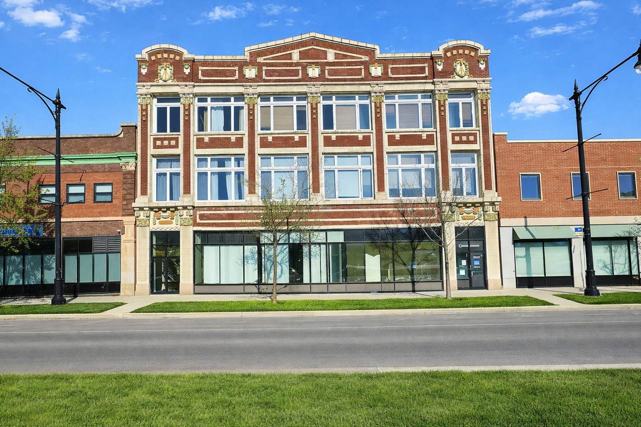 2542 North Avenue - Photo 1