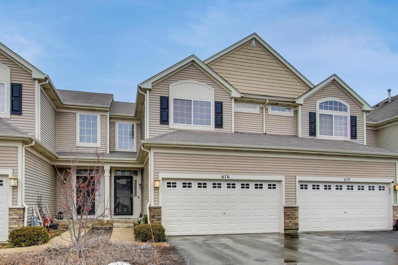 676 Jade Lane - Photo 1