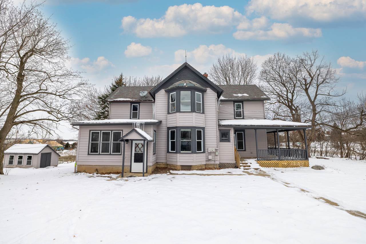 39520 Kilbourne Road - Photo 1