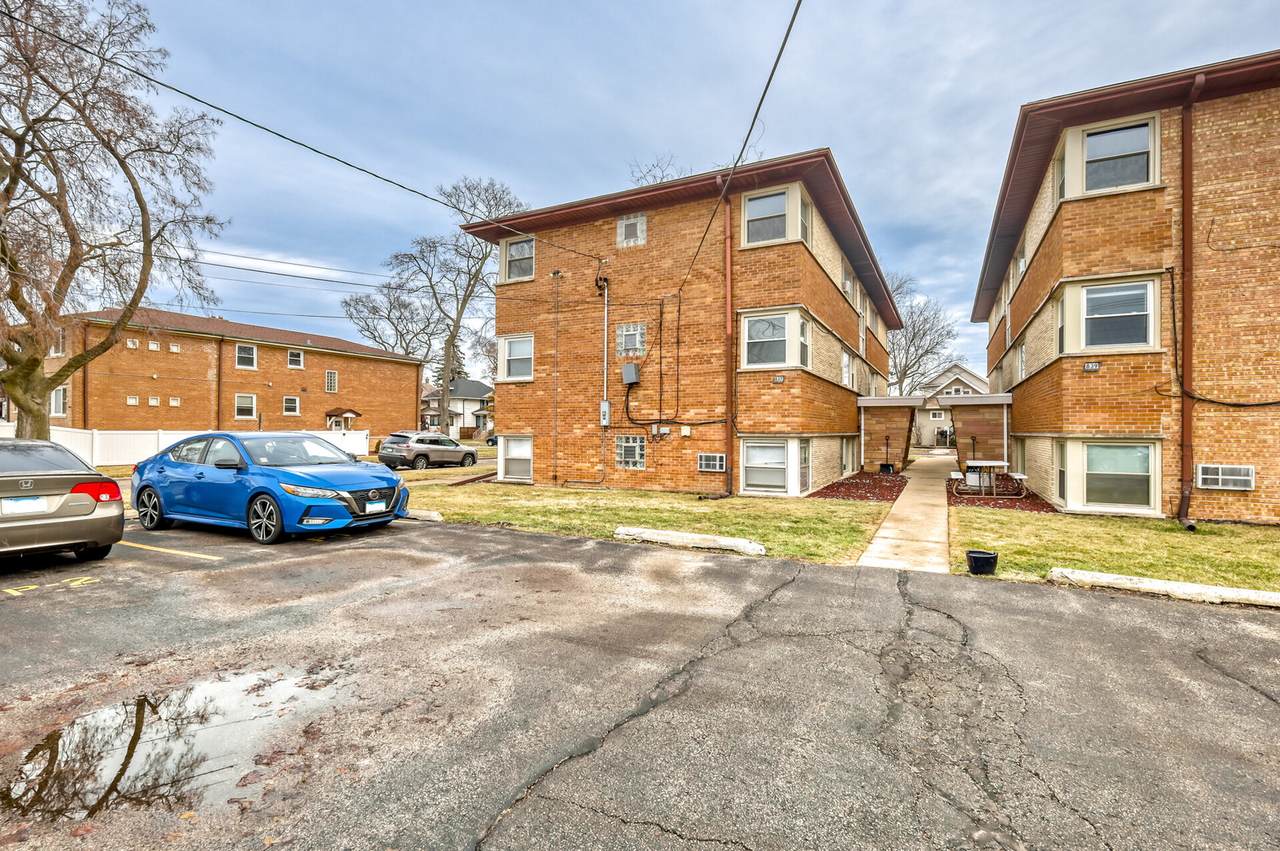 837 Lathrop Avenue - Photo 1