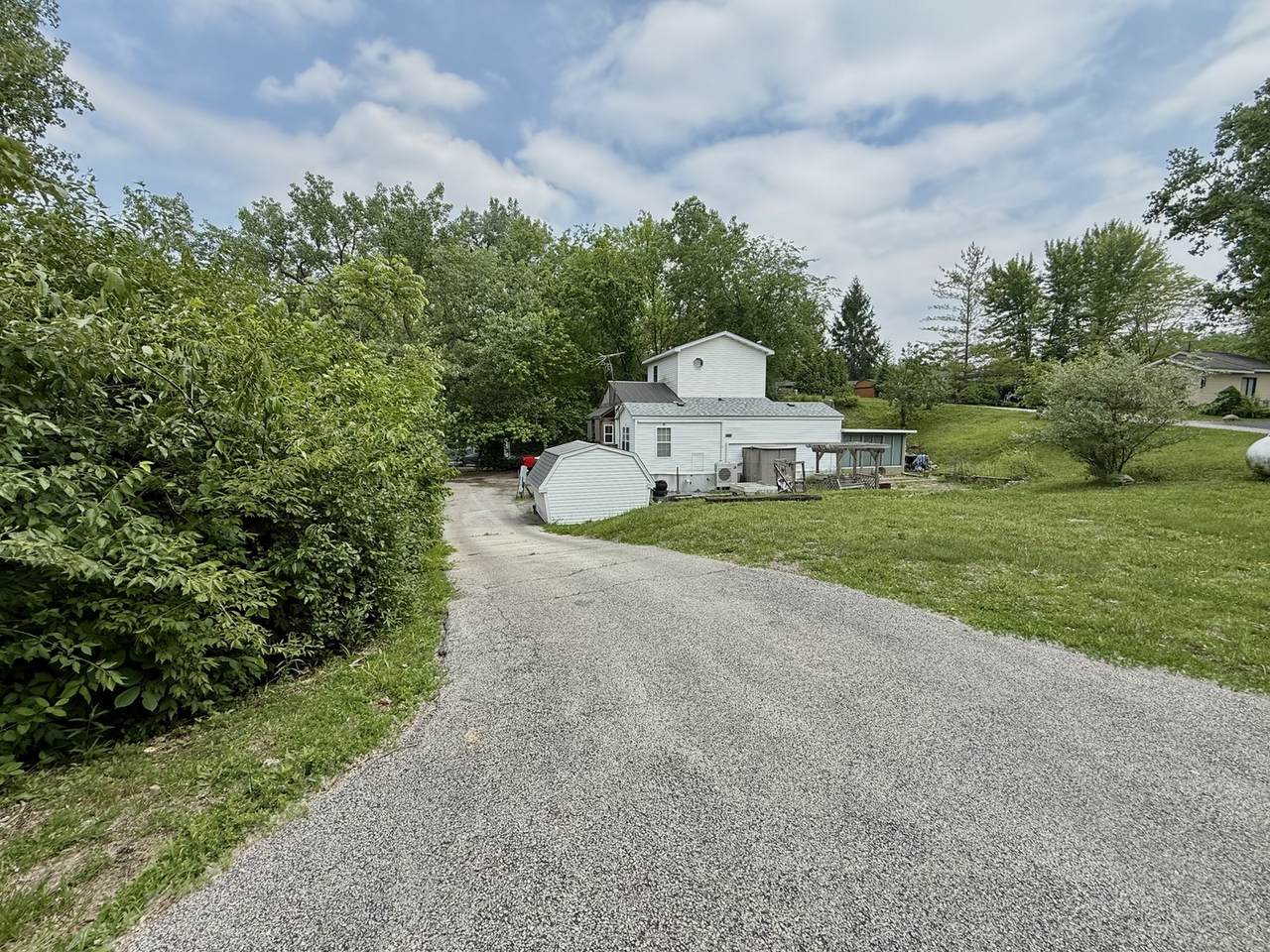 46 Lakeshore Drive - Photo 1