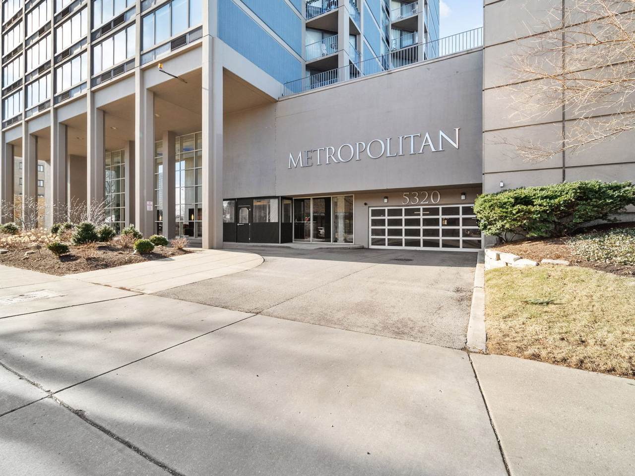 5320 Sheridan Road - Photo 1