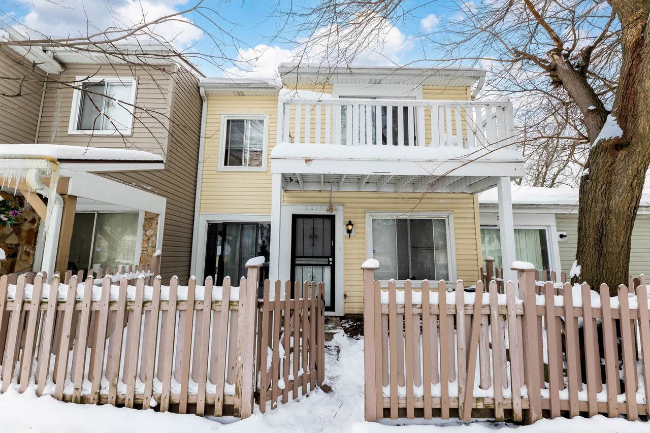 2295 Windsor Lane - Photo 1