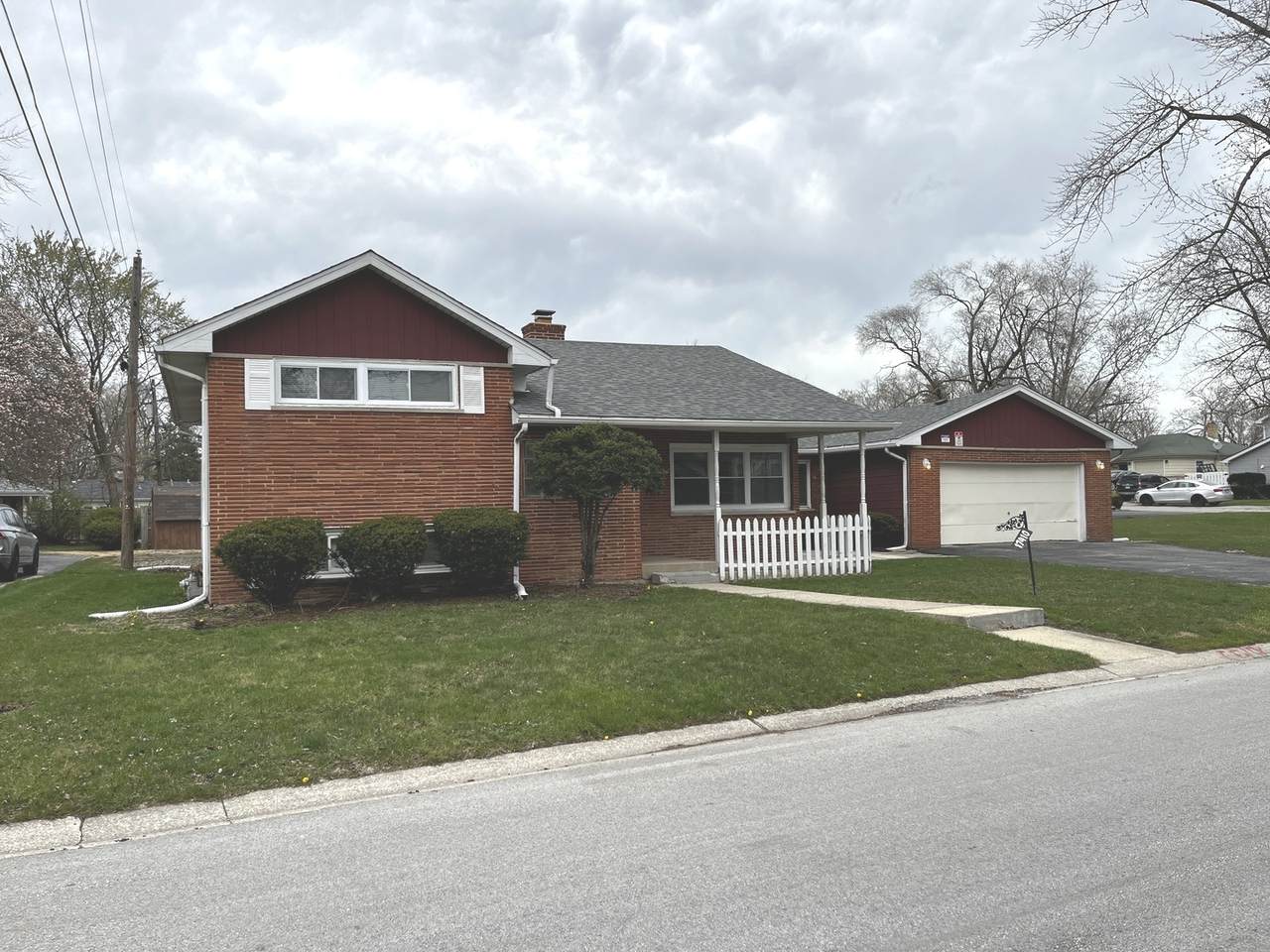 17410 Emerson Avenue - Photo 1