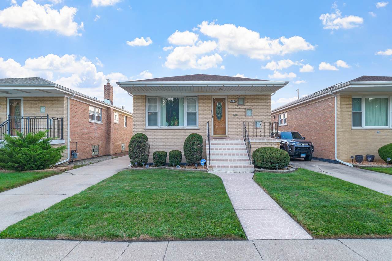 590 Exchange Avenue - Photo 1