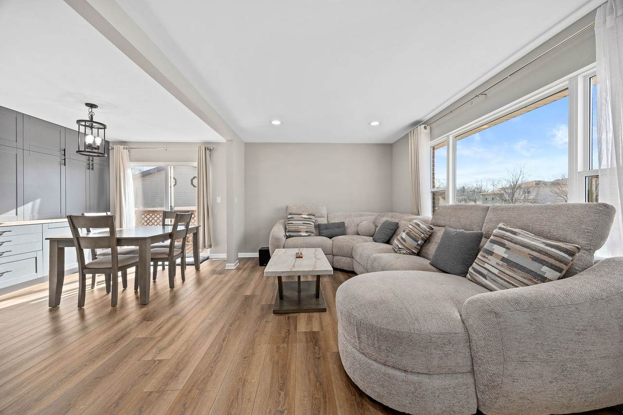 https://bt-photos.global.ssl.fastly.net/mred/1280_boomver_1_12547907-1.jpg
