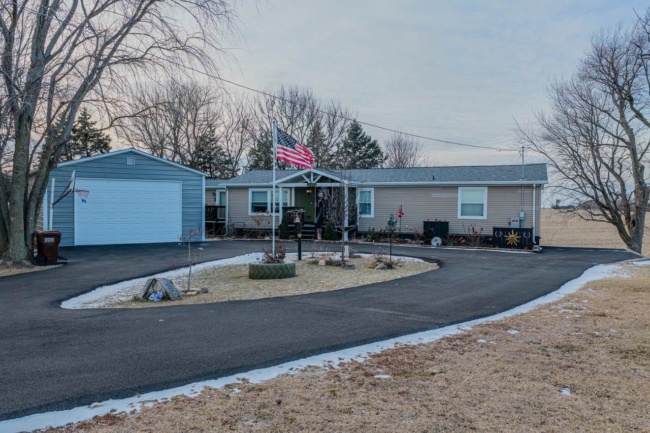 2728 Brooklyn Road - Photo 1