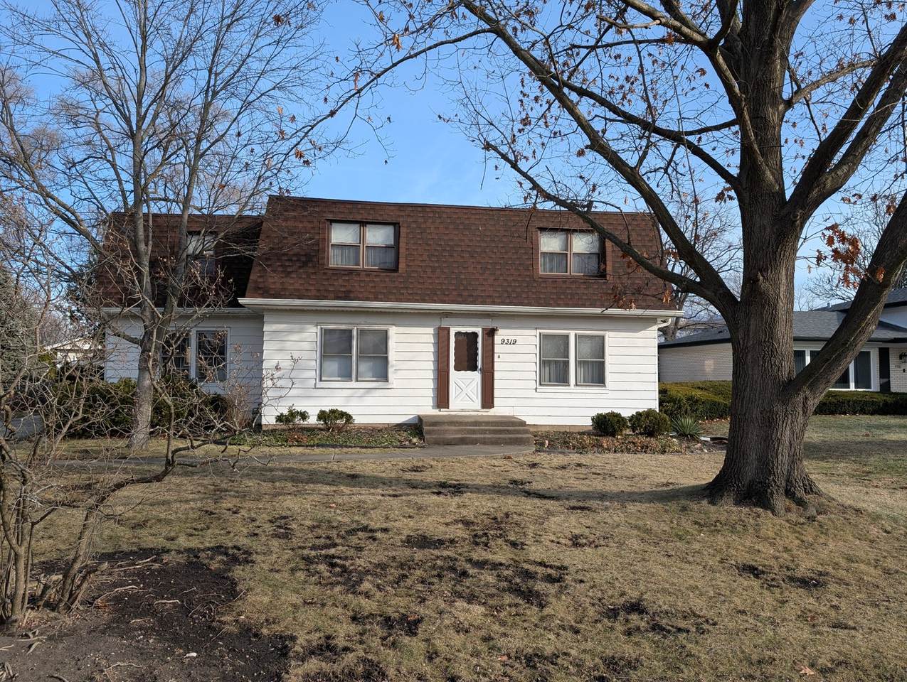 9319 Knight Avenue - Photo 1