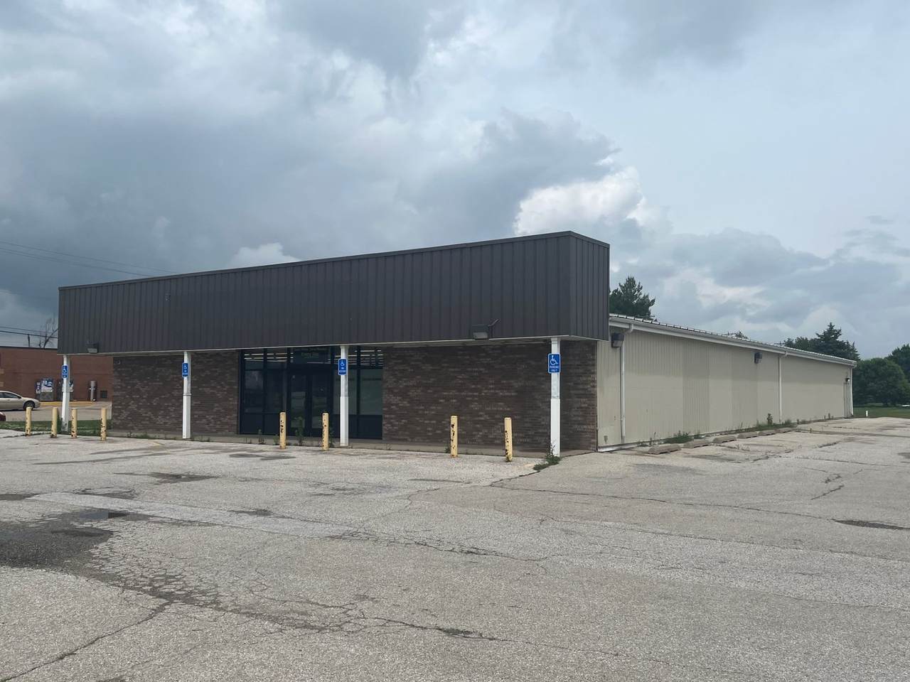 702 Us-61 - Photo 1