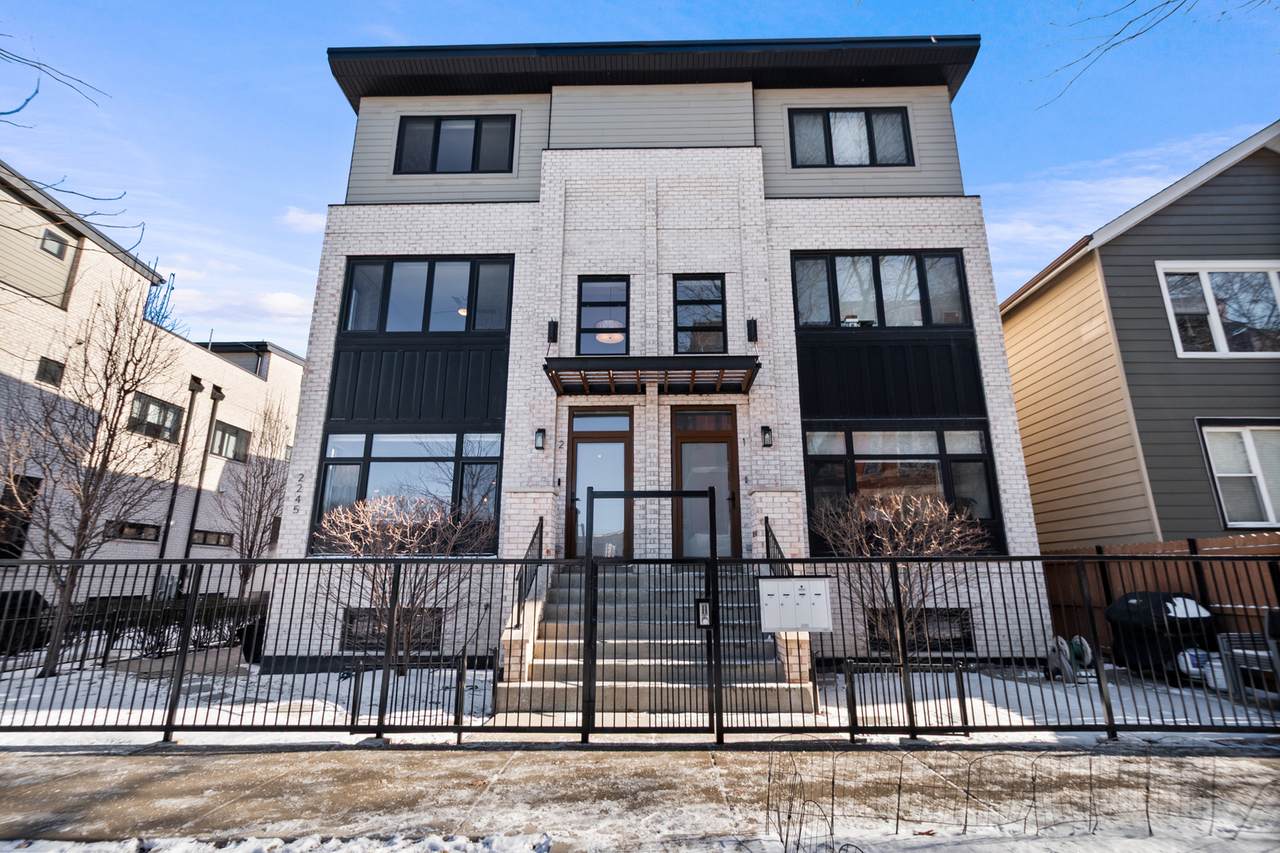 2245 Rockwell Street - Photo 1