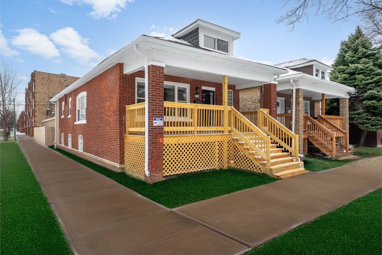 6101 Maplewood Avenue - Photo 1