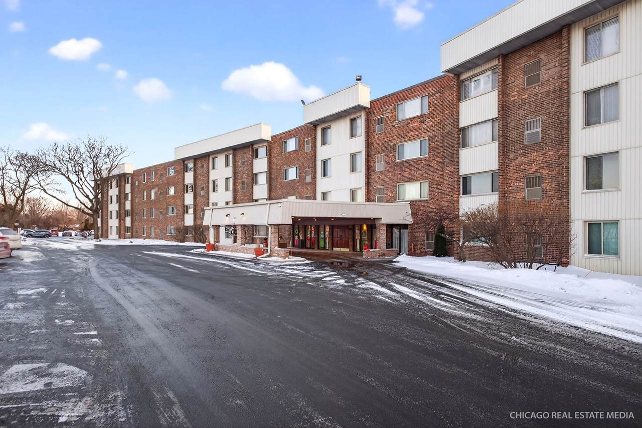841 York Road - Photo 1