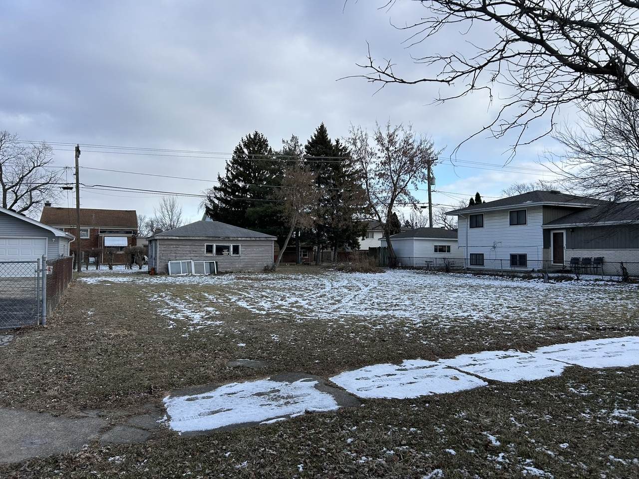 4223 Elm Avenue - Photo 1