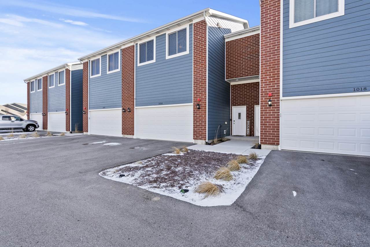 1016 Gillespie Lane - Photo 1