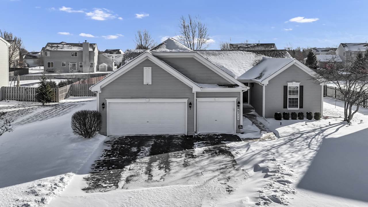 6711 Glenmoor Court - Photo 1