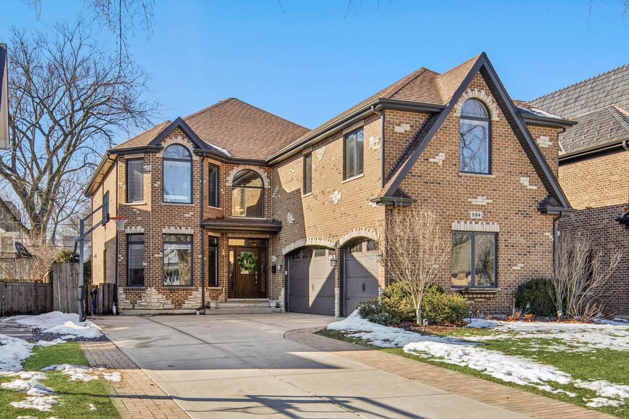 594 Fairfield Avenue - Photo 1