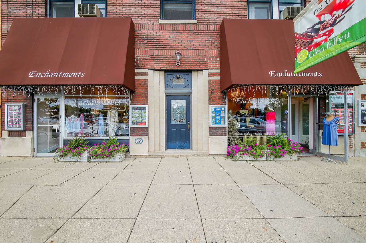 532 Crescent Boulevard - Photo 1