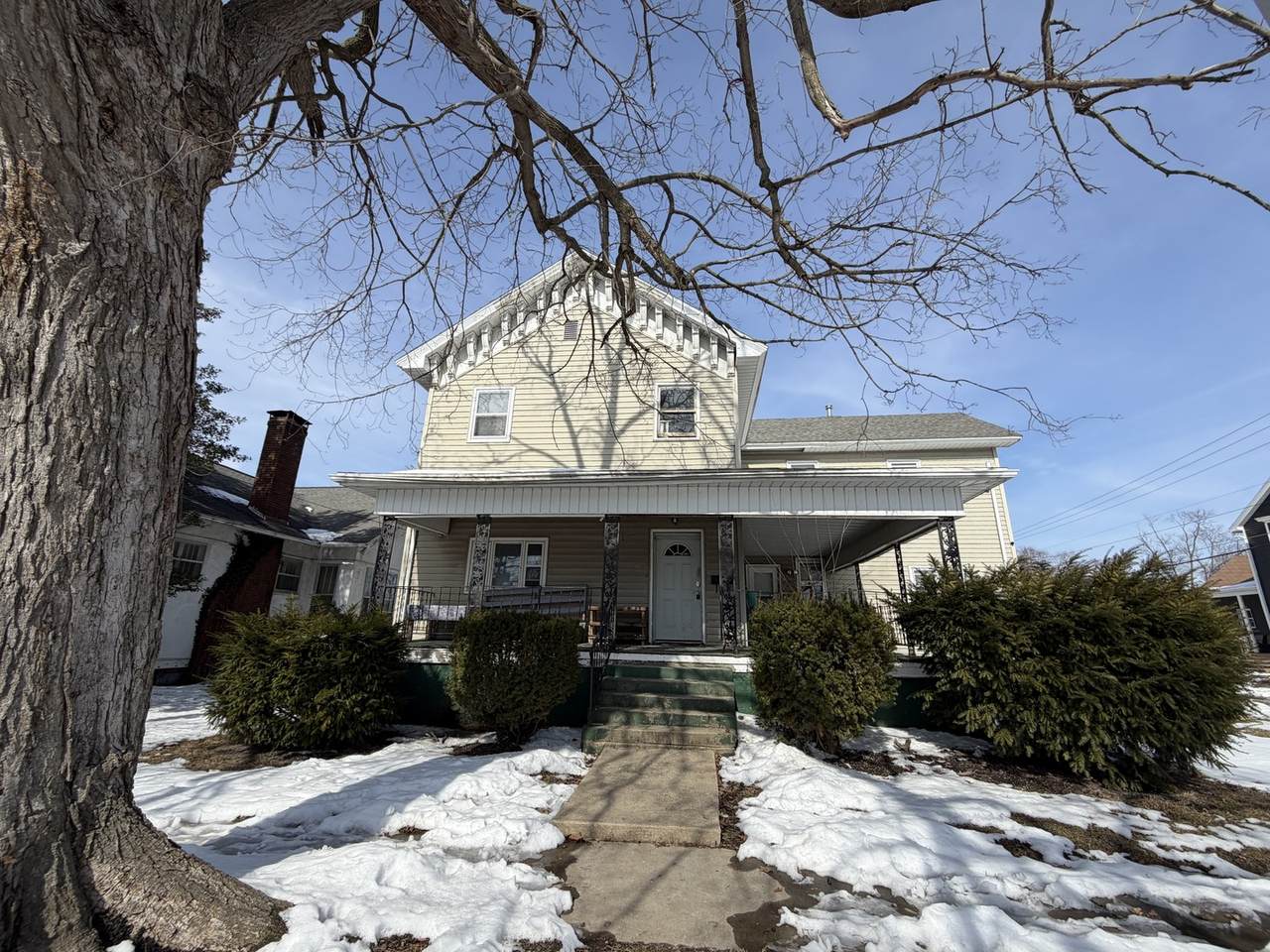 1021 Jefferson Avenue - Photo 1