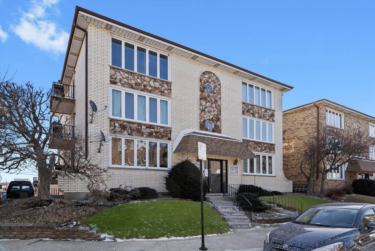 6237 Newland Avenue - Photo 1