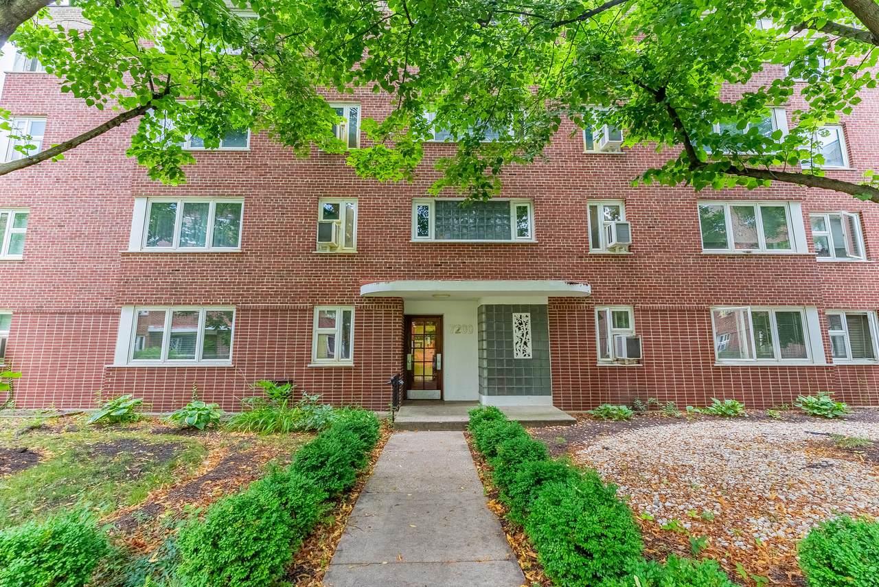 7200 Oak Avenue - Photo 1