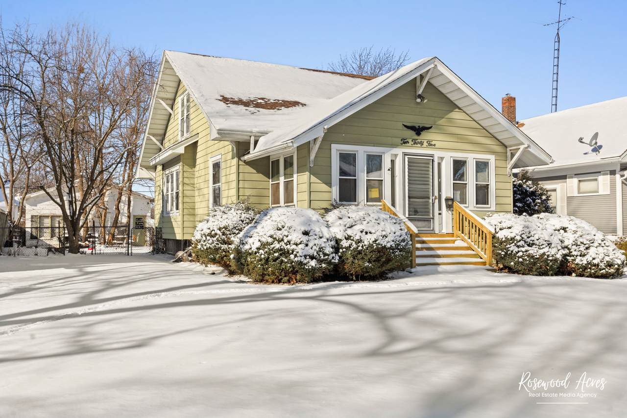 1035 3rd Avenue - Photo 1