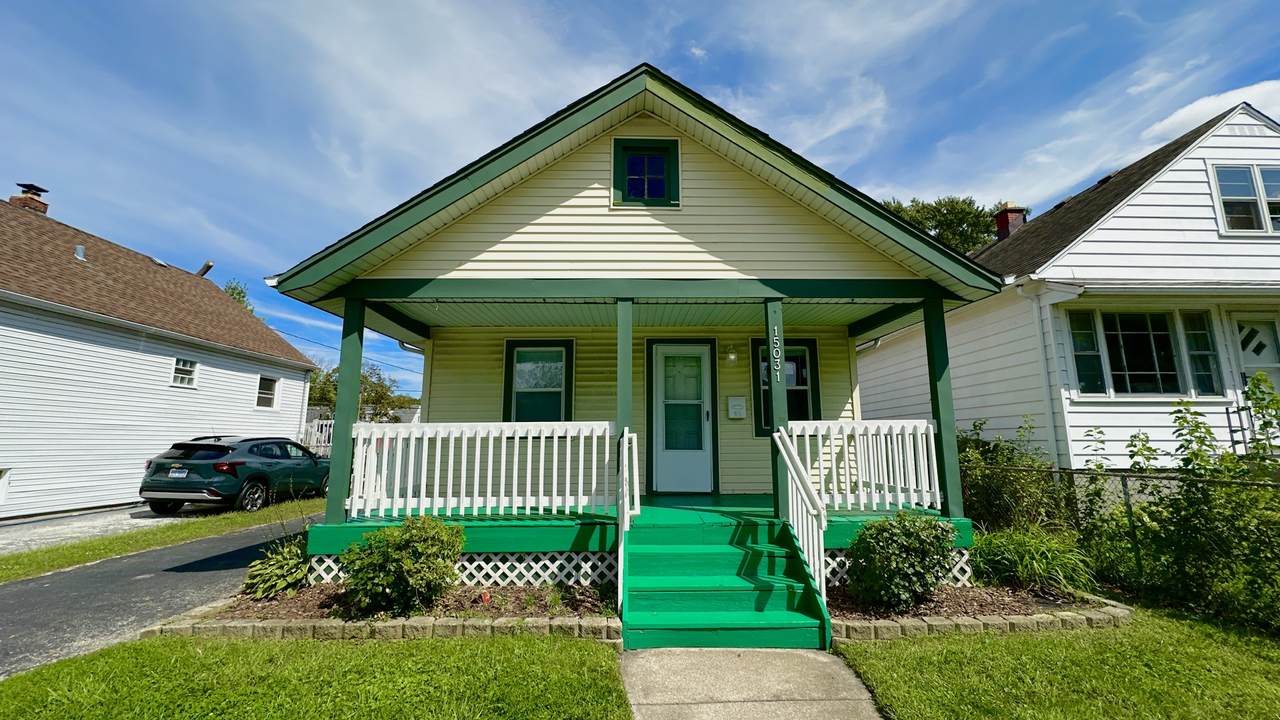 15031 Hamlin Avenue - Photo 1