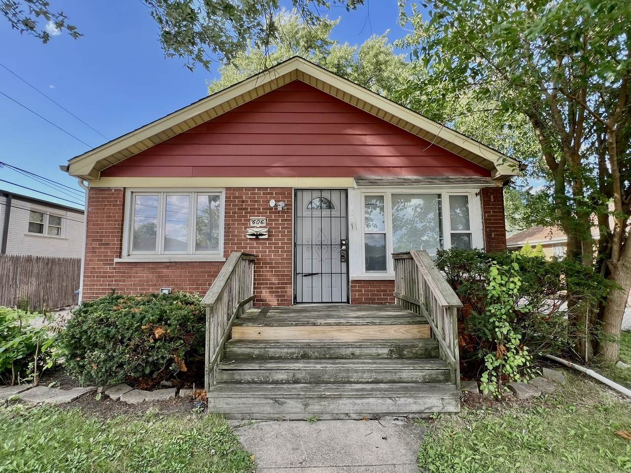 606 164th Place - Photo 1