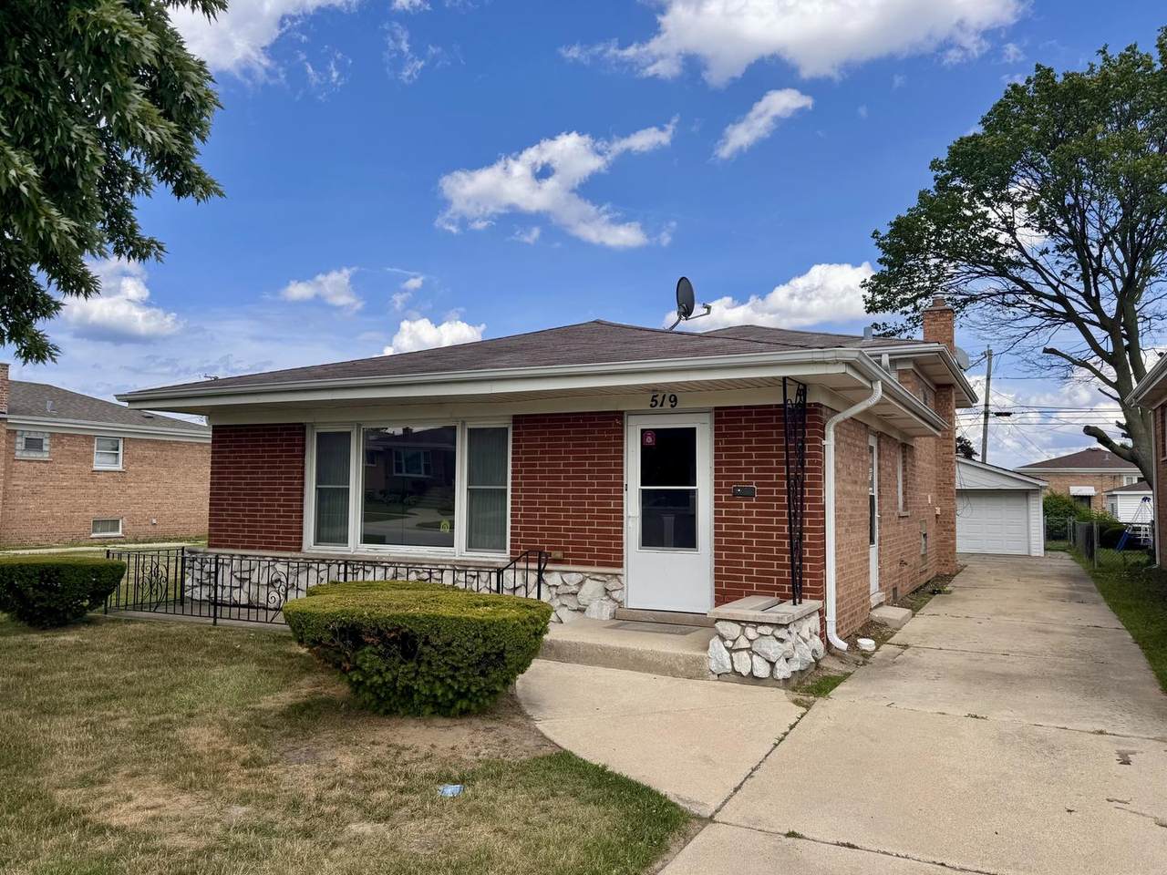 519 Paxton Avenue - Photo 1