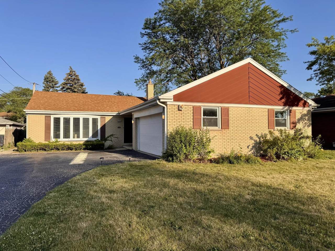 16850 School Street - Photo 1