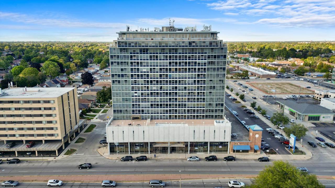 7234 North Avenue - Photo 1