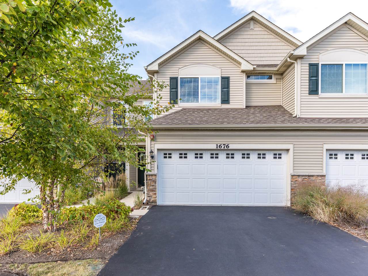 1676 Carlstedt Drive - Photo 1