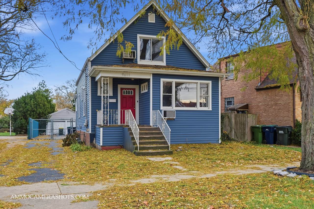 9611 Homan Avenue - Photo 1